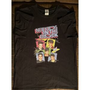 Gildan Soft Style Size Med New Kids On The Block Black Graphic T-Shirt